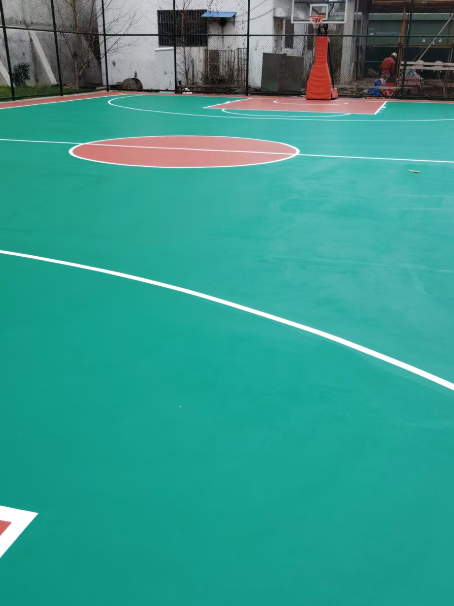 武乡 球场长期使用易出现地面开裂